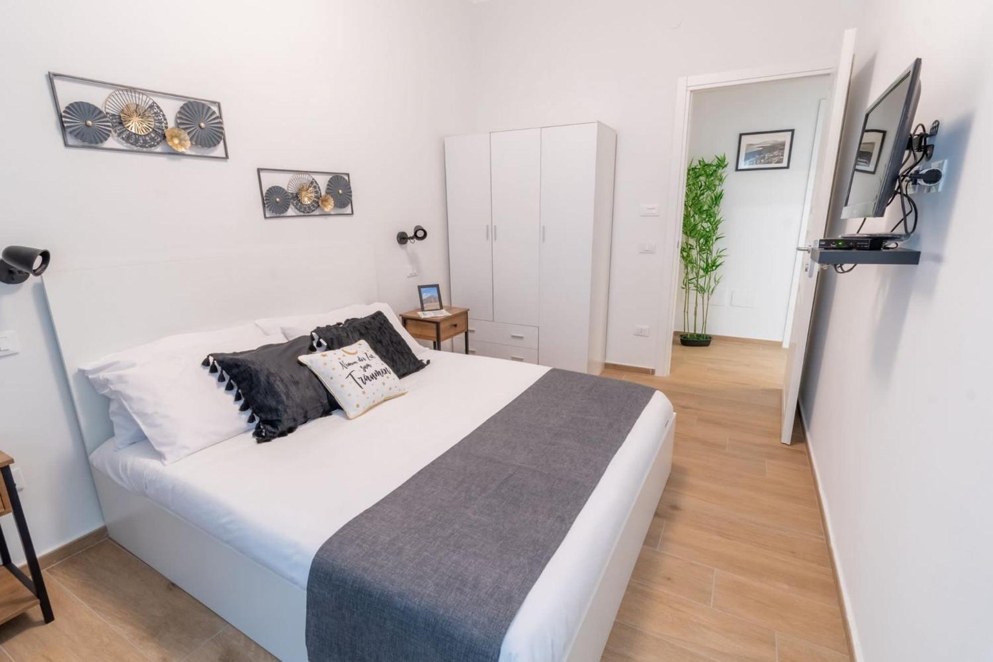 Le Tre Chiavi Apartment ปาแลร์โม ภายนอก รูปภาพ