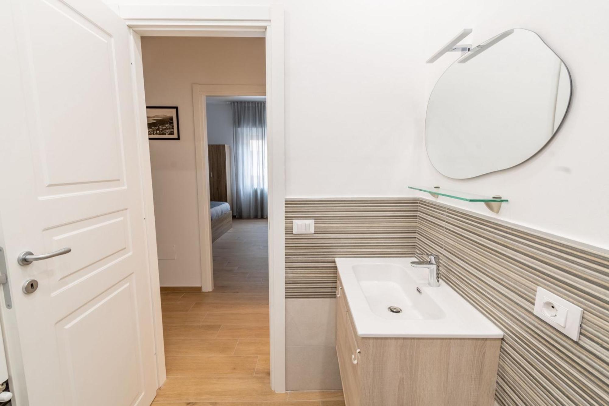 Le Tre Chiavi Apartment ปาแลร์โม ภายนอก รูปภาพ